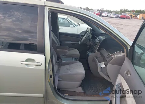 2009 Toyota Sienna Le z USA, uszkodzony, nr VIN 5TDZK23C09S247631